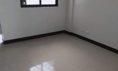 3-Storey Nest Peak Subdivision Ponte Verde Cupang - Marikina with Overlooking View