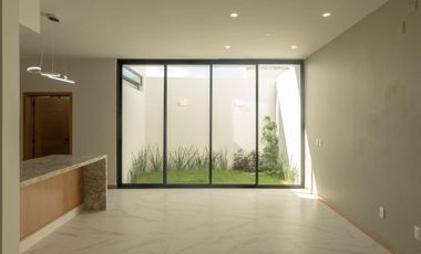 Casa NUEVA en Valle Imperial