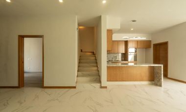 Casa NUEVA en Valle Imperial