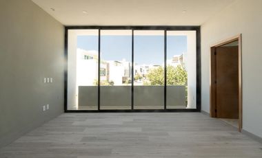 Casa NUEVA en Valle Imperial