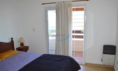 Excelente Triplex de 4 ambientes frente al mar