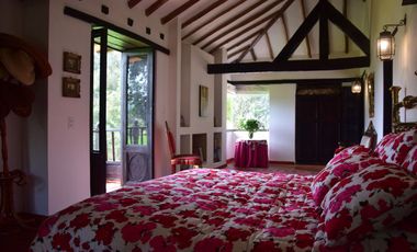 SE VENDE CASA CAMPESTRE A LAS AFUERAS DE TUNJA