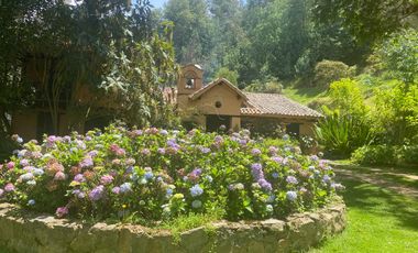 SE VENDE CASA CAMPESTRE A LAS AFUERAS DE TUNJA