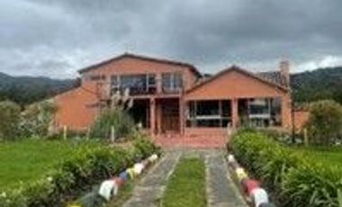 FINCA EN VENTA GUATAVITA