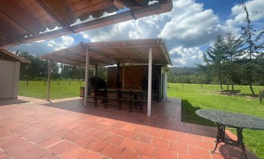 FINCA EN VENTA GUATAVITA