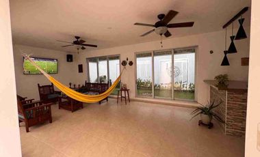 VENDO CASA HERMOSA CONJUNTO AREA 650 METROS