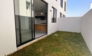 Casa nueva en Renta en Bosquetto junto a Bosques Vallarta