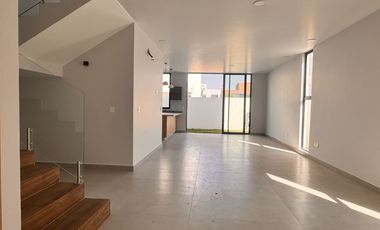 Casa nueva en Renta en Bosquetto junto a Bosques Vallarta