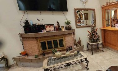 SE VENDE CONJUNTO DE 12 DEPARTAMENTOS Y CASA