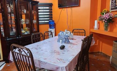 SE VENDE CONJUNTO DE 12 DEPARTAMENTOS Y CASA