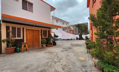 SE VENDE CONJUNTO DE 12 DEPARTAMENTOS Y CASA