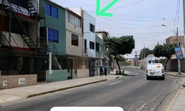 VENTA DE CASA EN EXCLUSIVA URBANIZACIÓN MARCAVILCA EN CHORRILLOS