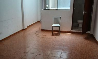 VENTA DE CASA EN EXCLUSIVA URBANIZACIÓN MARCAVILCA EN CHORRILLOS