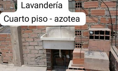 VENTA DE CASA EN EXCLUSIVA URBANIZACIÓN MARCAVILCA EN CHORRILLOS