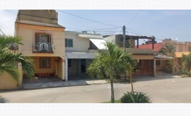 Casa en venta C. Xochicalco 14 Villa Maya Comalcalco Tabasco Recuperacion Bancaria