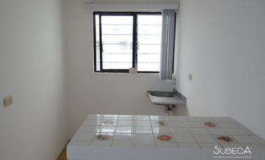 Casa en Venta con 5 Departamentos y Consultorios en Zona Céntrica, Xalapa.