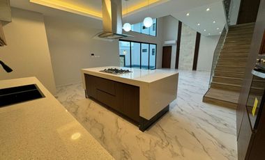 CASA EN RENTA O VENTA EN FRACCIONAMIENTO LAS PALMAS DE MEDELLÍN VERACRUZ.