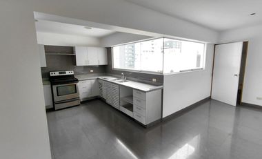 Venta Departamento Duplex PH San Isidro 4 dorm