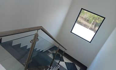 🏡 CASA NUEVA EN VENTA EN BUCERÍAS – 🧱✨ Diseño moderno, funcionalidad y excelente ubicación 🌴🌅