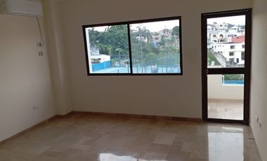 En alquiler casa de 4 dormitorios en Ceibos Norte