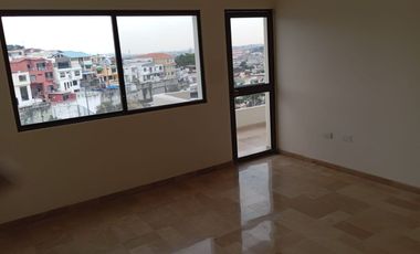 En alquiler casa de 4 dormitorios en Ceibos Norte