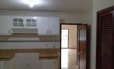 En alquiler casa de 4 dormitorios en Ceibos Norte