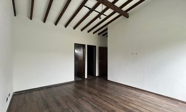 Arriendo de casa en Alto de Palmas, Envigado