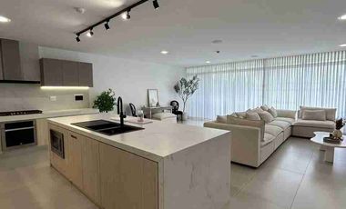 CASA AL RÍO DE VENTA EN
ISLA MOCOLI - URB. DUBAI