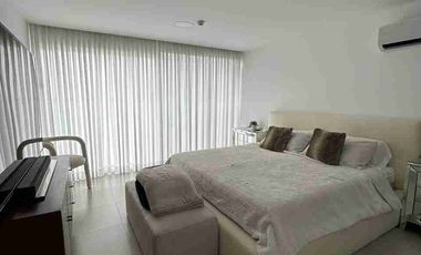 CASA AL RÍO DE VENTA EN
ISLA MOCOLI - URB. DUBAI