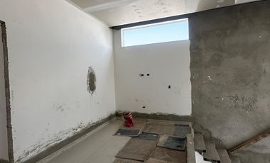 Casa de Estreno en Venta, Isla Celeste - Vía Samborondón