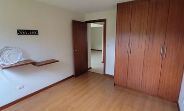 Precioso Departamento en Venta en el Condominio Portón II de Mutualista Azuay. 📍 Sector Ochoa León.
