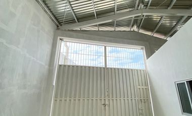 BODEGA EN RENTA EN RINCÓN DE URÍAS DE 350 M2