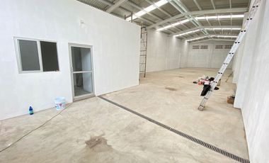 BODEGA EN RENTA EN RINCÓN DE URÍAS DE 350 M2