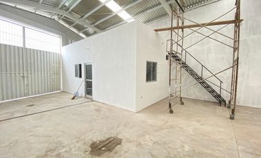 BODEGA EN RENTA EN RINCÓN DE URÍAS DE 350 M2