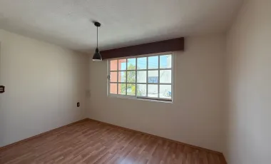 Se Vende Casa en Fracc. con Jardín en Nicolás Romero