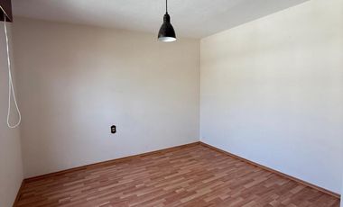Se Vende Casa en Fracc. con Jardín en Nicolás Romero