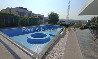 Casa en Venta en Zen House, El Mirador, Qro. con Habitación en Planta Baja