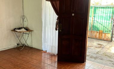 Casa En Av. Clotario Blest