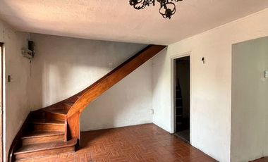 Casa En Av. Clotario Blest