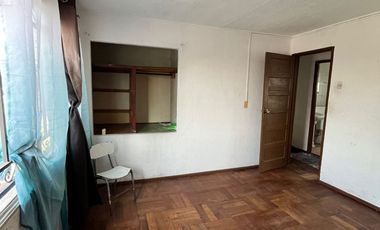 Casa En Av. Clotario Blest