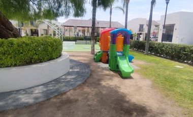 VENTA DE CASA A 8 MIN DE CINEPOLIS VELARIA MALL, DE HEB Y SAMS STA MONICA MUY CERCA DE COMERCIOS, ESCUELAS Y VIALIDADES PRINCIPALES DE LA ZONA