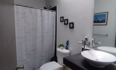 VENTA DE CASA A 8 MIN DE CINEPOLIS VELARIA MALL, DE HEB Y SAMS STA MONICA MUY CERCA DE COMERCIOS, ESCUELAS Y VIALIDADES PRINCIPALES DE LA ZONA