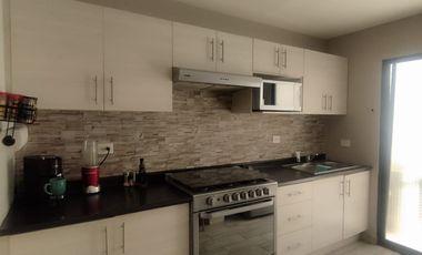 VENTA DE CASA A 8 MIN DE CINEPOLIS VELARIA MALL, DE HEB Y SAMS STA MONICA MUY CERCA DE COMERCIOS, ESCUELAS Y VIALIDADES PRINCIPALES DE LA ZONA