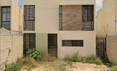 PRECIOSA PROPIEDAD EN VENTA DE RECUPERACION BANCARIA EN PASEOS DE OPICHÉN, MÉRIDA, YUCATÁN.