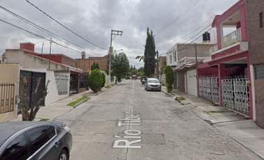 EXCELENTE CASA EN RECUPERACION BANCARIA EN COLINAS DEL RIO AGUASCALIENTES (AR)