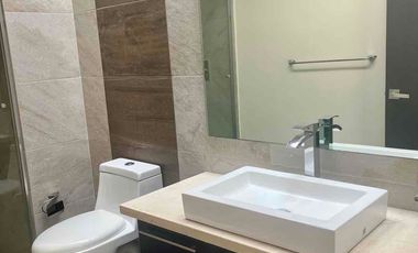 EXCELENTE CASA EN RENTA