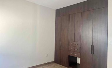 EXCELENTE CASA EN RENTA