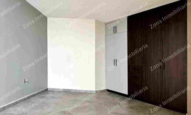 CASA EN RENTA EN VILLAS DE IRAPUATO EN PRIVADA