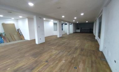 Alquilo amplio local comercial en Av Los chancas de Andahuaylas