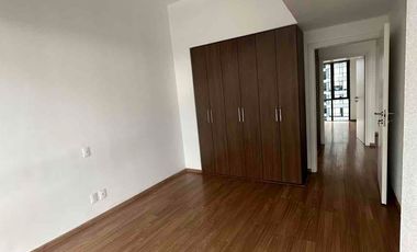 RENTA EXCELENTE PENTHOUSE CON TERRAZA EN CENTRAL PARK INTERLOMAS